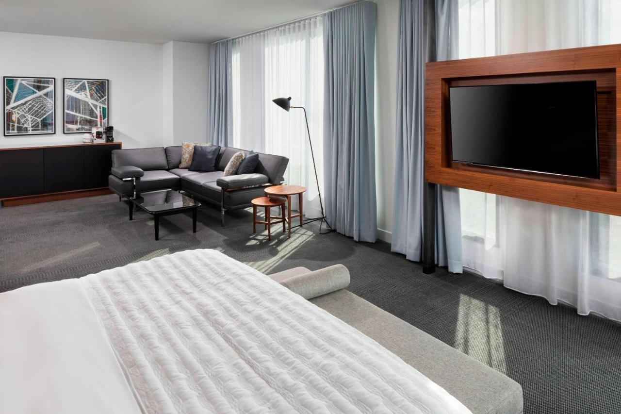 Hotel Le Meridien Columbus, The Joseph