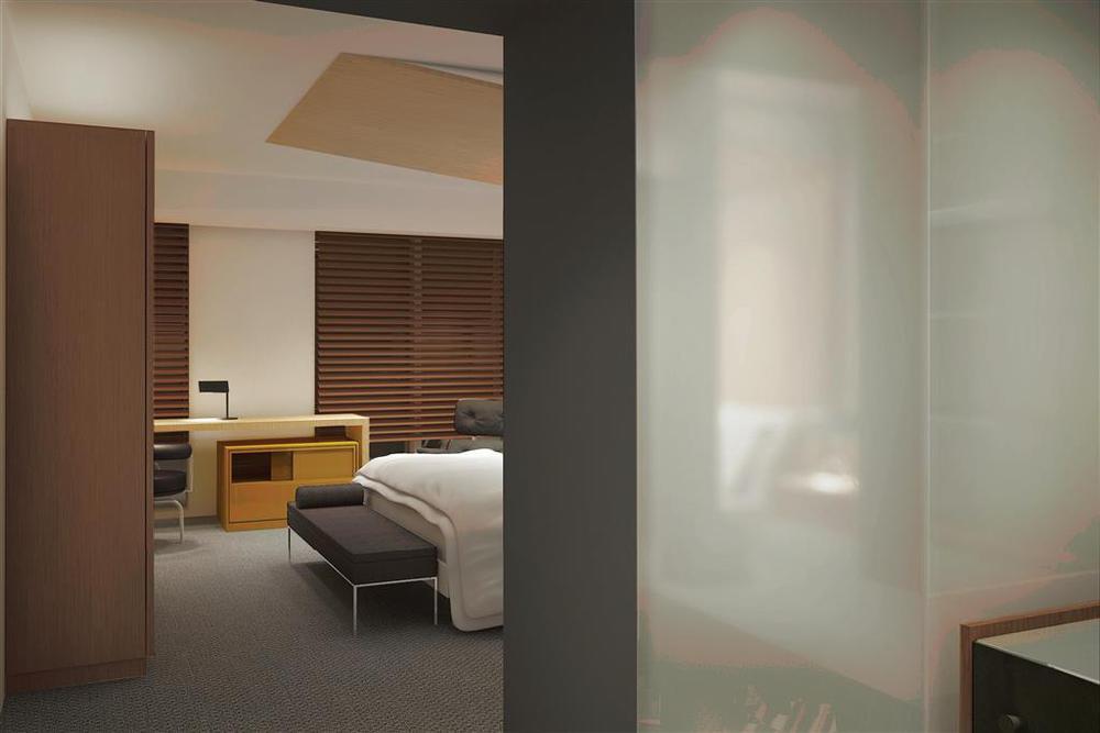 Hotel Le Meridien Columbus, The Joseph 4*