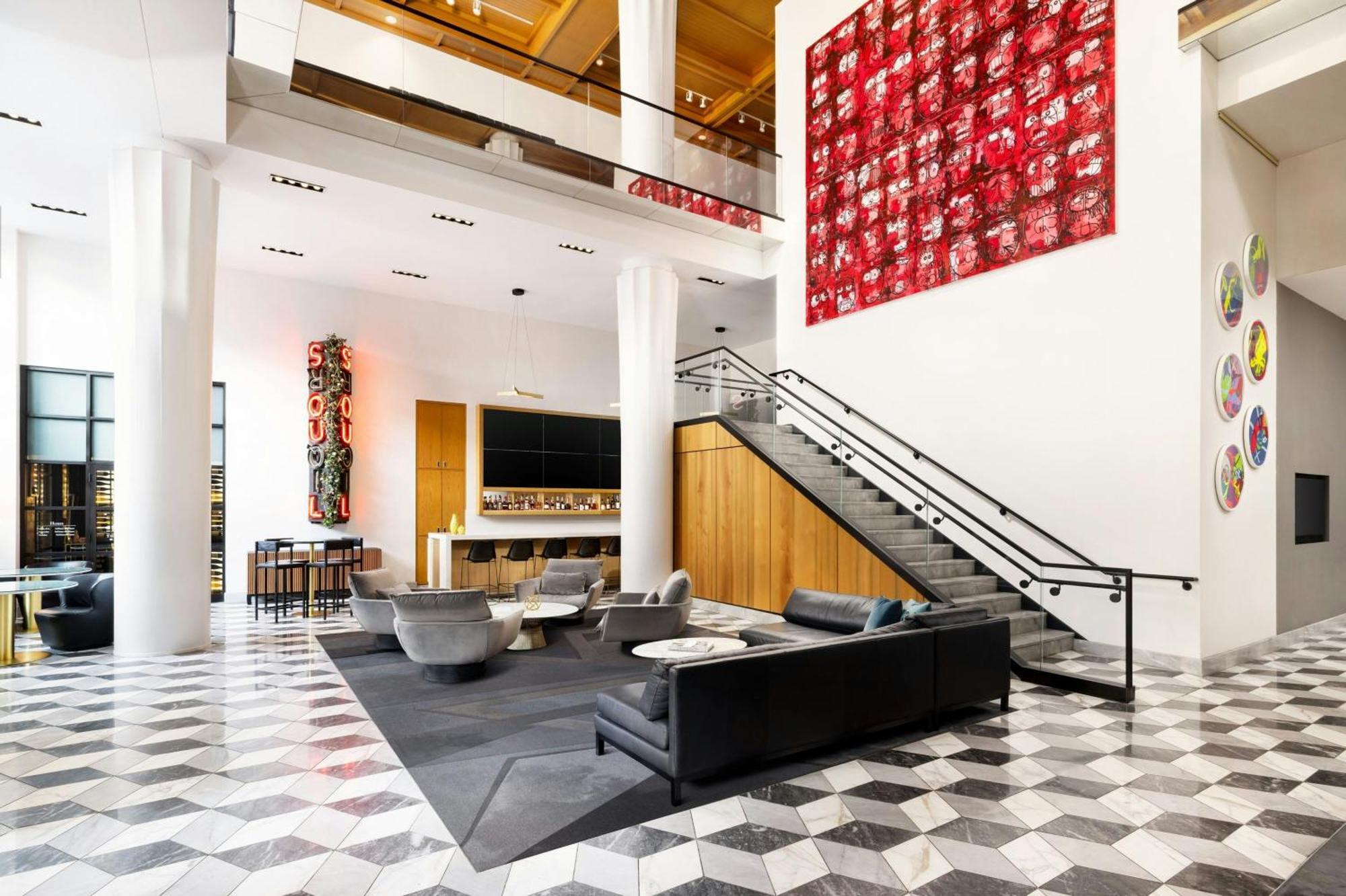 Hotel Le Meridien Columbus, The Joseph 4*